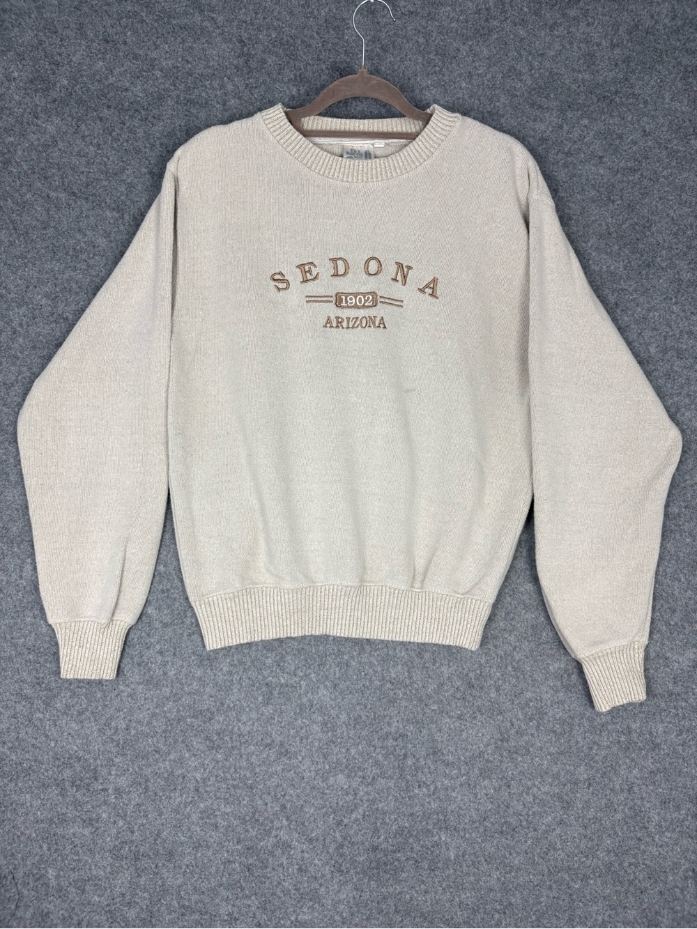Sedona Arizona Embroidered Oatmeal Crewneck Sweater M